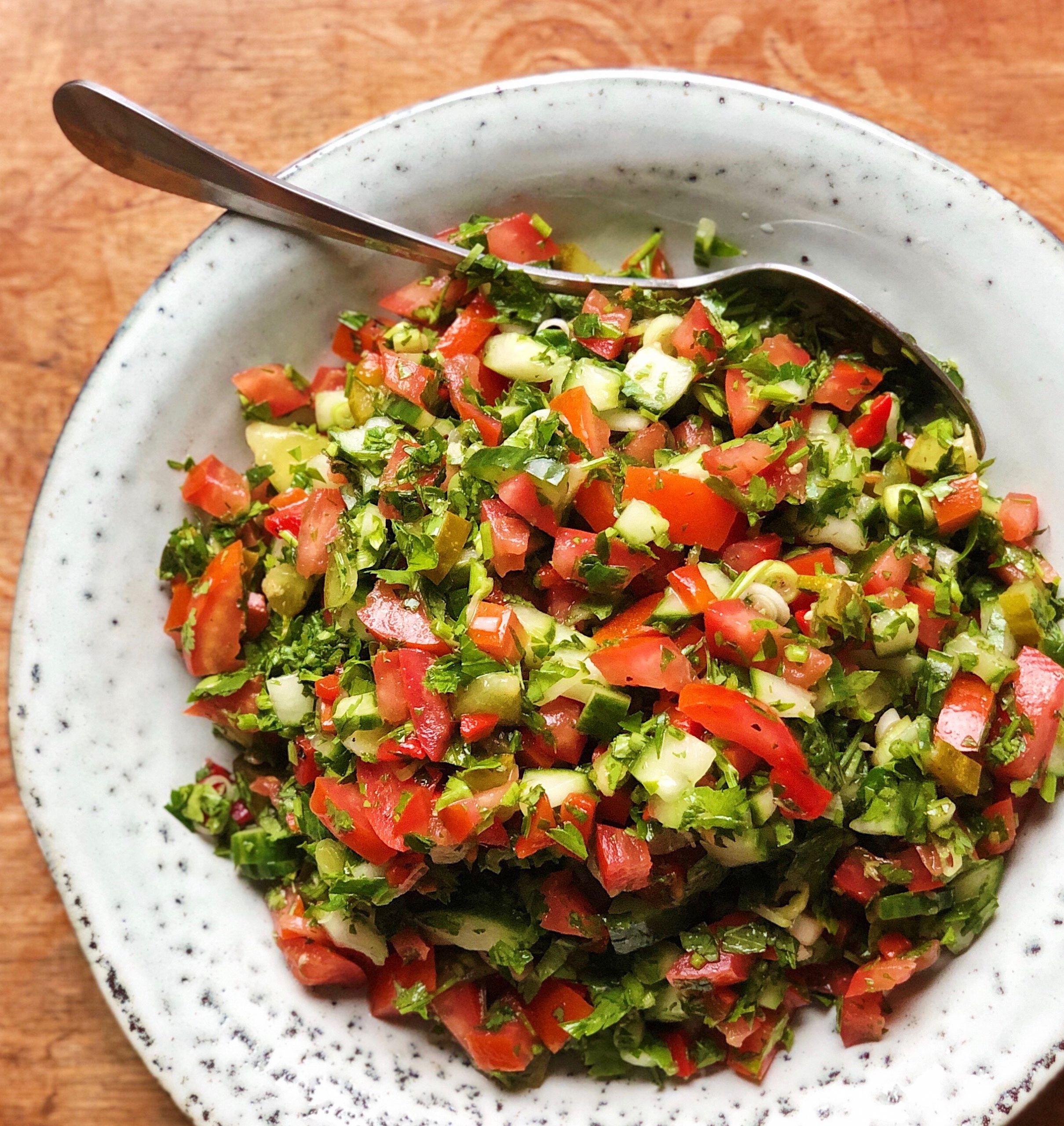 Chopped Israeli salad - DELIZABETH